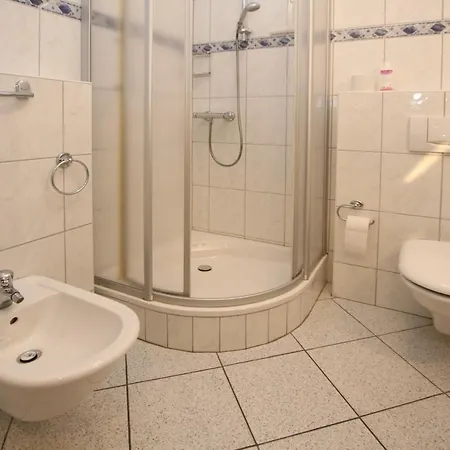 Osterstra_e 1_ Whg_ 8_ Haus Flora Apartament *